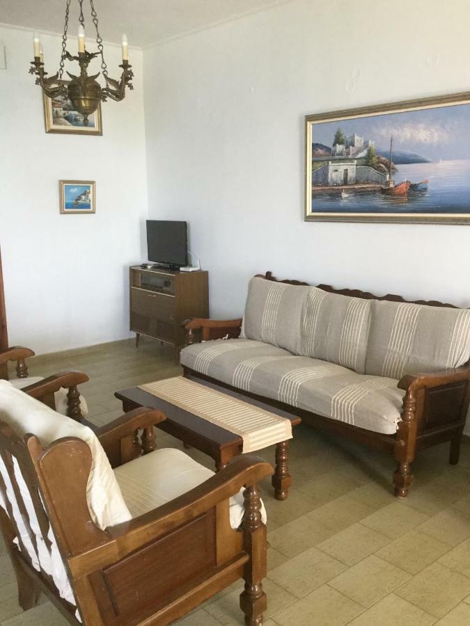 Lefkada Beachfront Apartment Nikiana Exteriör bild