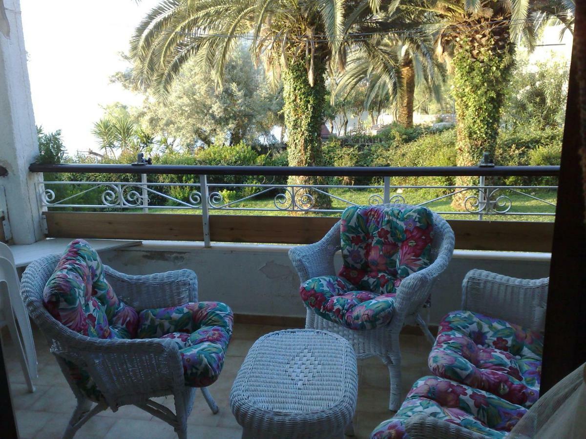 Lefkada Beachfront Apartment Nikiana Exteriör bild